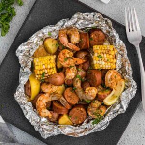 1200-x-1800-Grill-on-a-Dime-Shrimp-Boil-in-Foil-8-of-22-768x1152