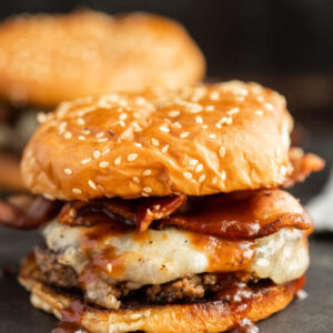 bbq-bacon-cheeseburger-13-768x1152