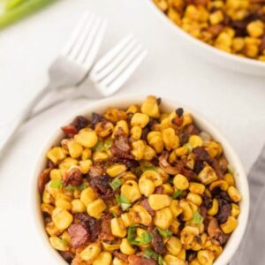 grill-blackstone-fried-corn-with-bacon-3-768x1152