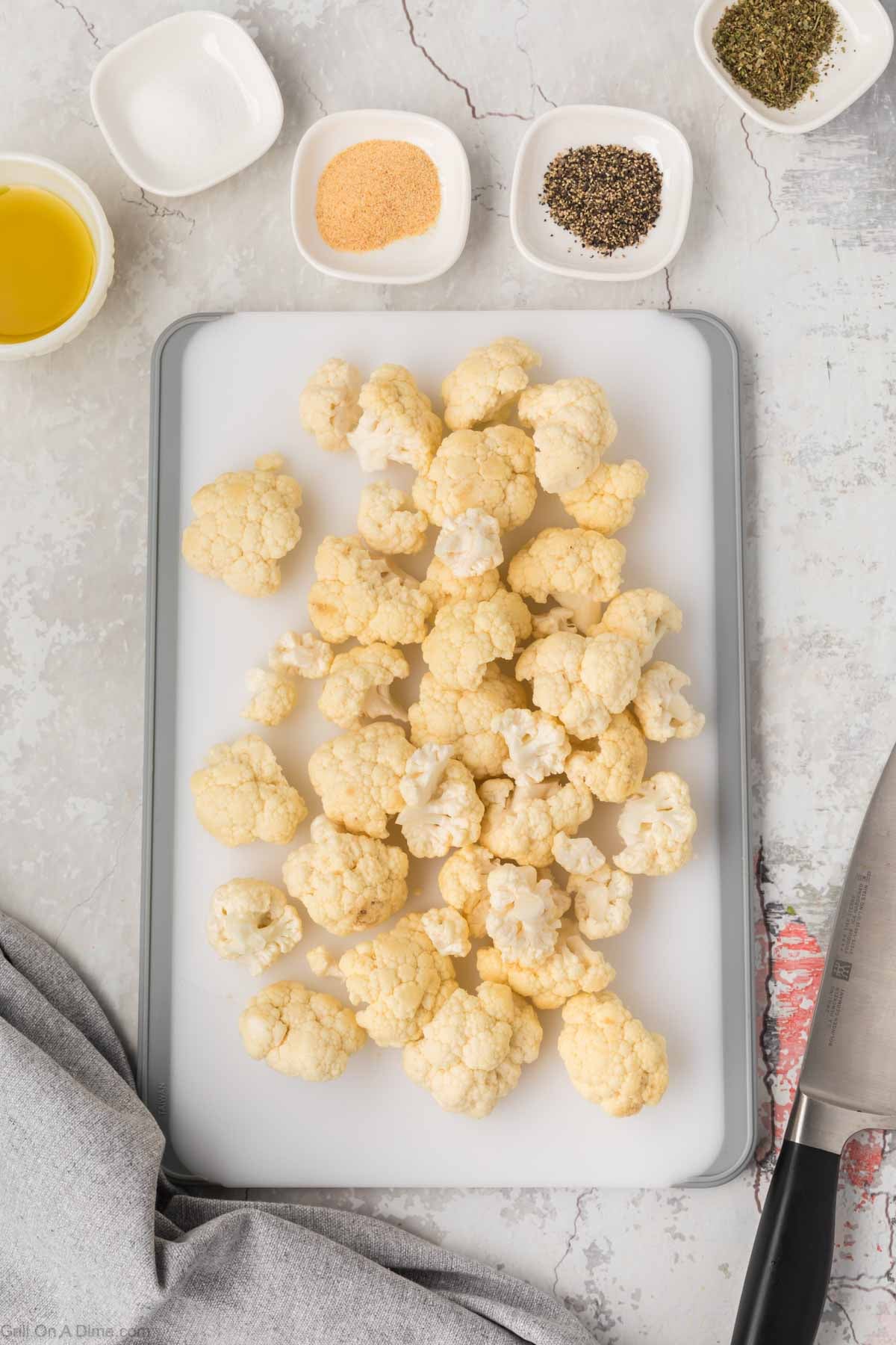 Chopped cauliflower on the cutting board