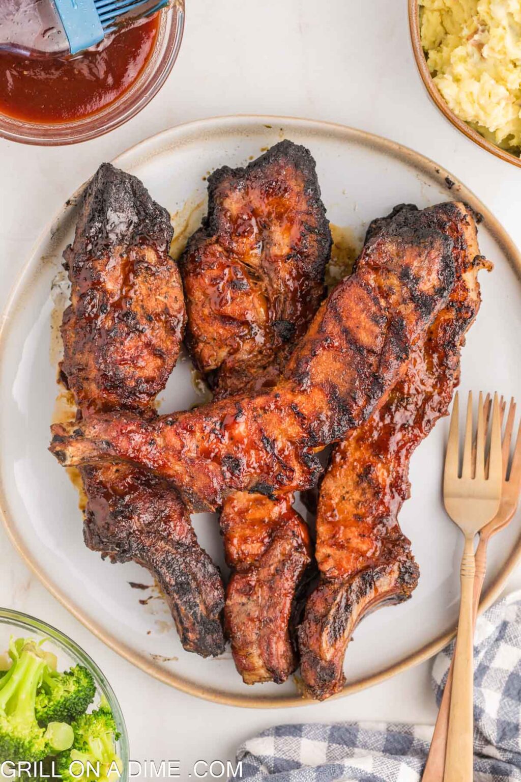 grilled-country-style-ribs-grillonadime