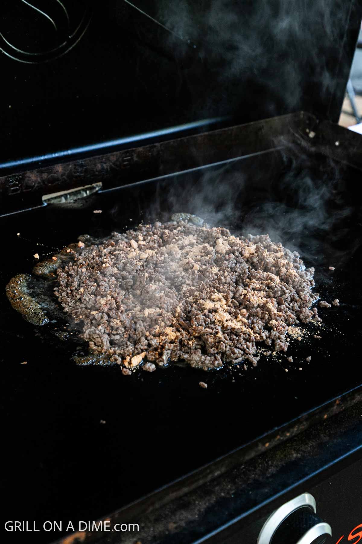 Cooked ground beef on the Blackstone Griddle.